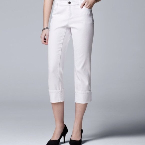 Vera Wang Denim - ⚫️White Vera Wang Mid Rise Capris